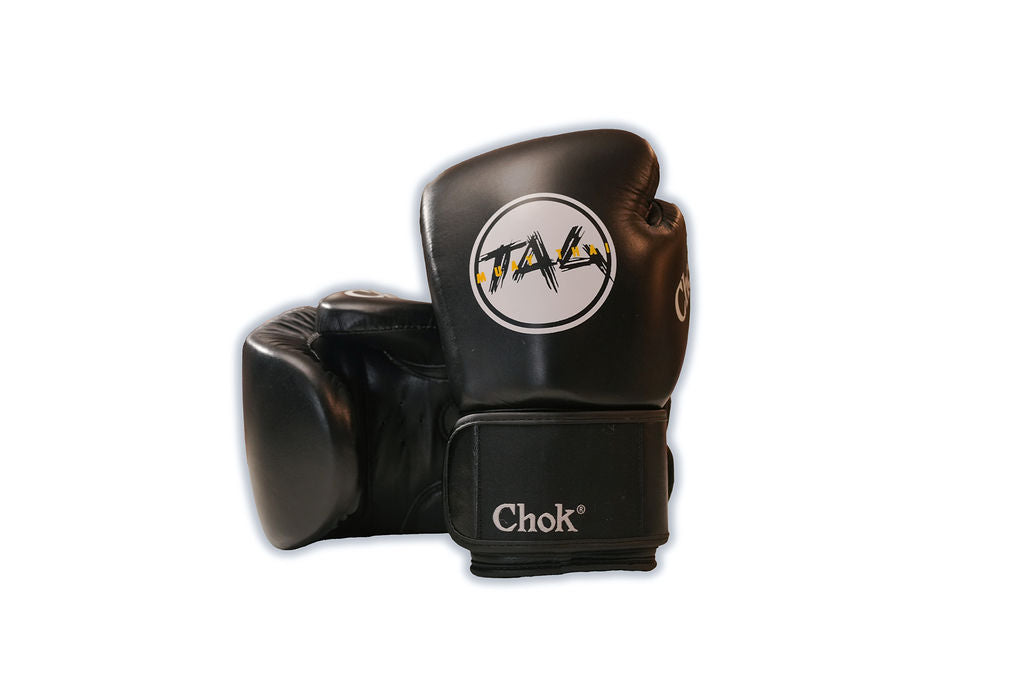 tag boxing gloves – 12oz | pro series edition